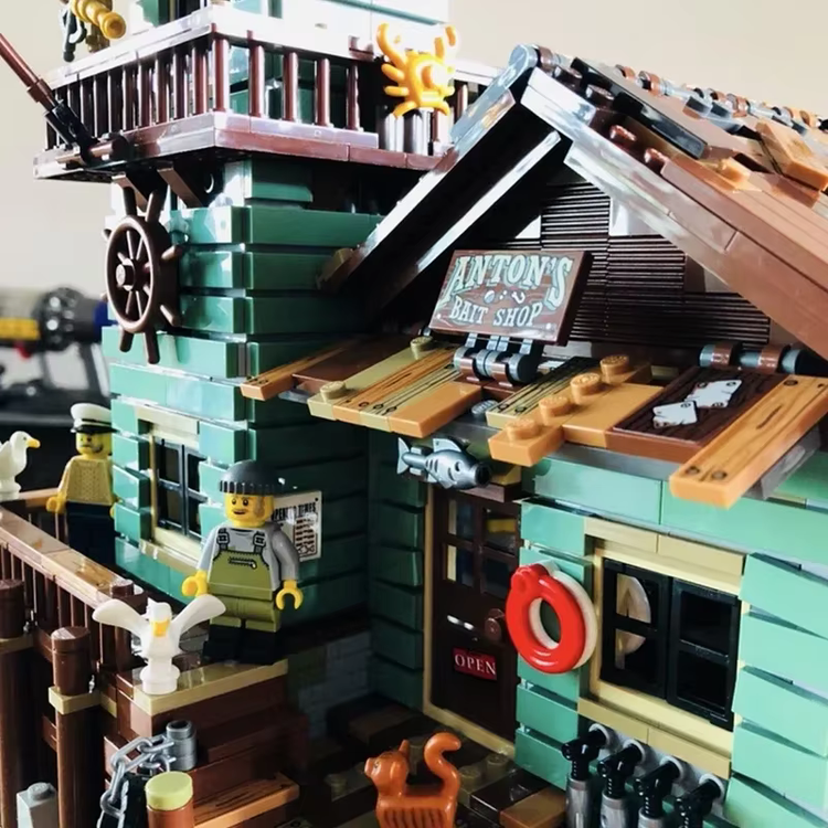 Fischerhaus am Hafen – detailreiches Klemmbaustein-Set mit 2.049 Teilen | LEGO-kompatibel